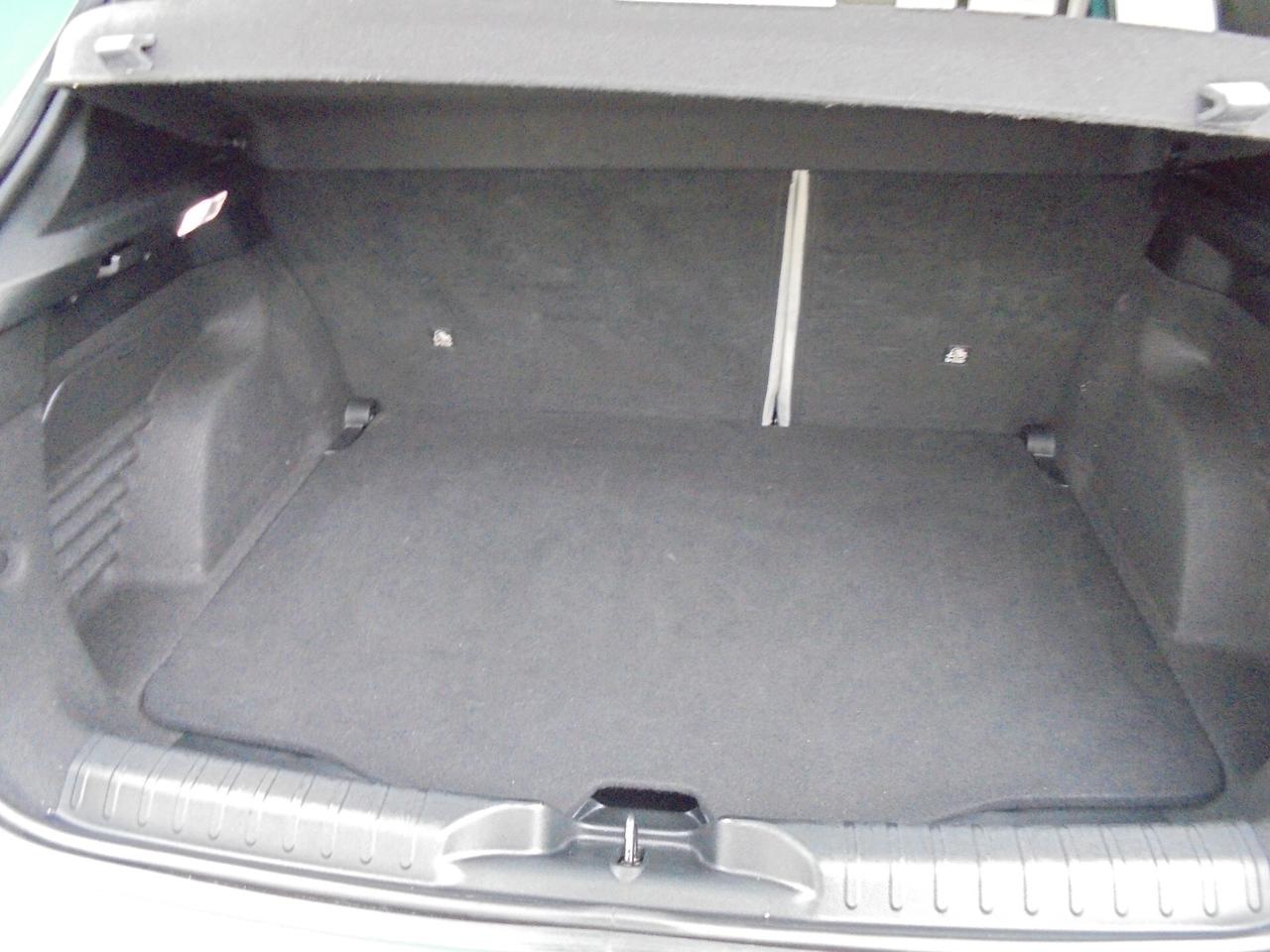 Fiat 600 Hybrid 110 CV DCT MHEV La Prima