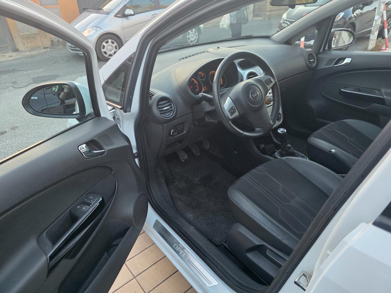 Opel Corsa 1.2 5 porte Elective