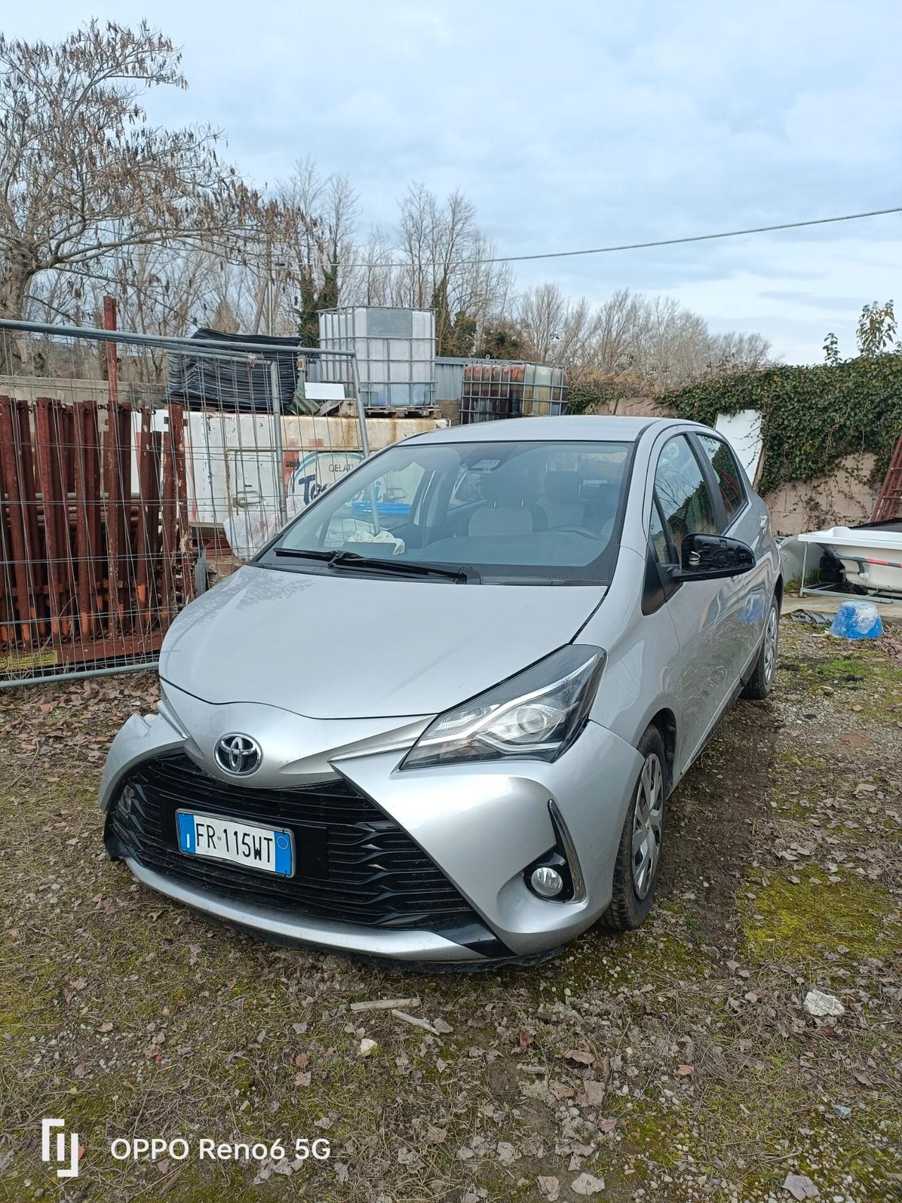 Toyota Yaris 1.0 72 CV 5 porte Cool