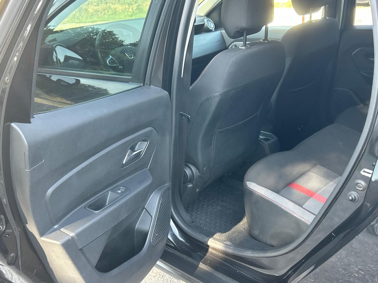 Dacia Duster 1.3 TCe FAP 4x2 Techroad permute rate