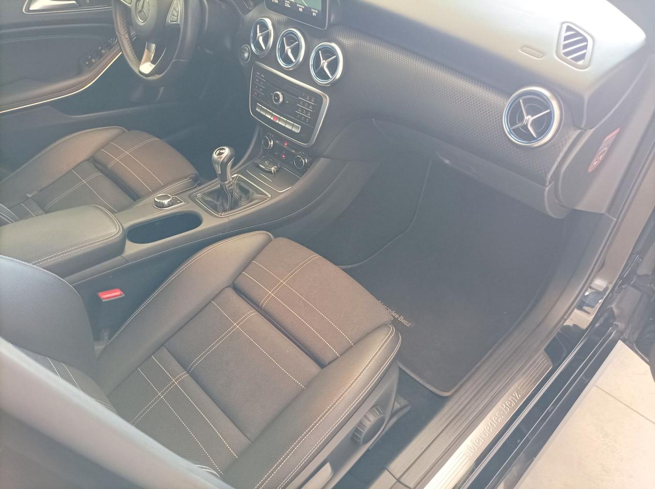 Mercedes-benz A 180 d Sport 01/2017