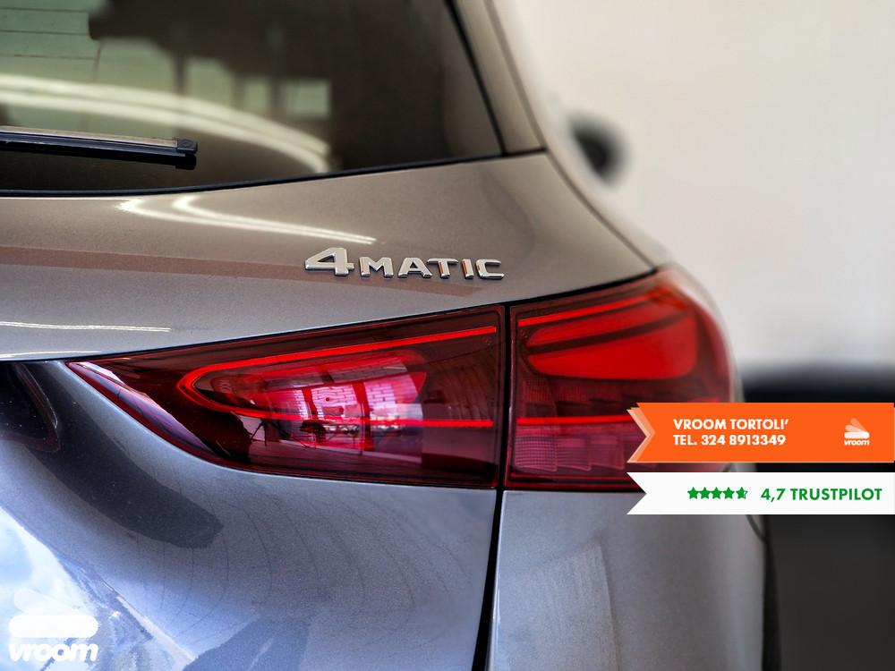 MERCEDES GLA (H247) GLA 200 d Automati...