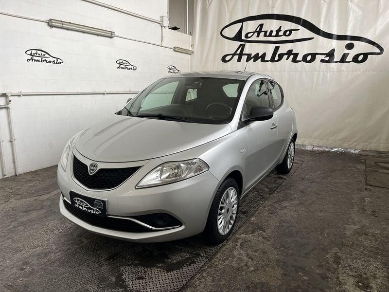 Lancia Ypsilon Ypsilon 1.2 69 CV 5 porte tua da 79,00 euro al mese