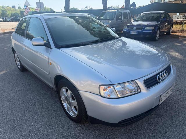 AUDI A3 145,580km 1.6 cat 3p. Ambiente Stupenda Bellissima