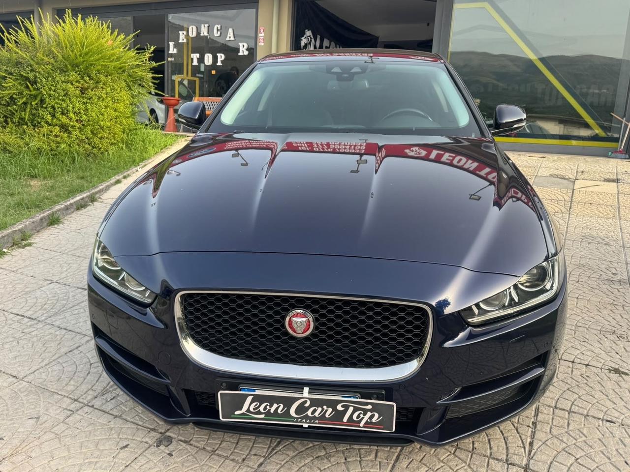 Jaguar XE garantita 12 mesi perfetta