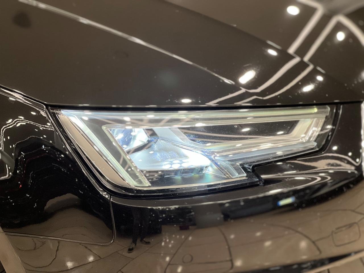 Audi A4 Avant 40 TDI quattro S tronic line edition