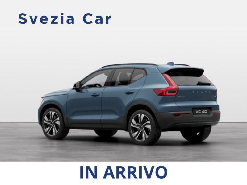 Volvo XC40 B3 automatico Plus Dark