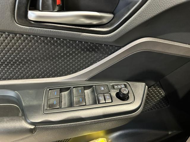 TOYOTA C-HR 1.8 Hybrid E-CVT Active