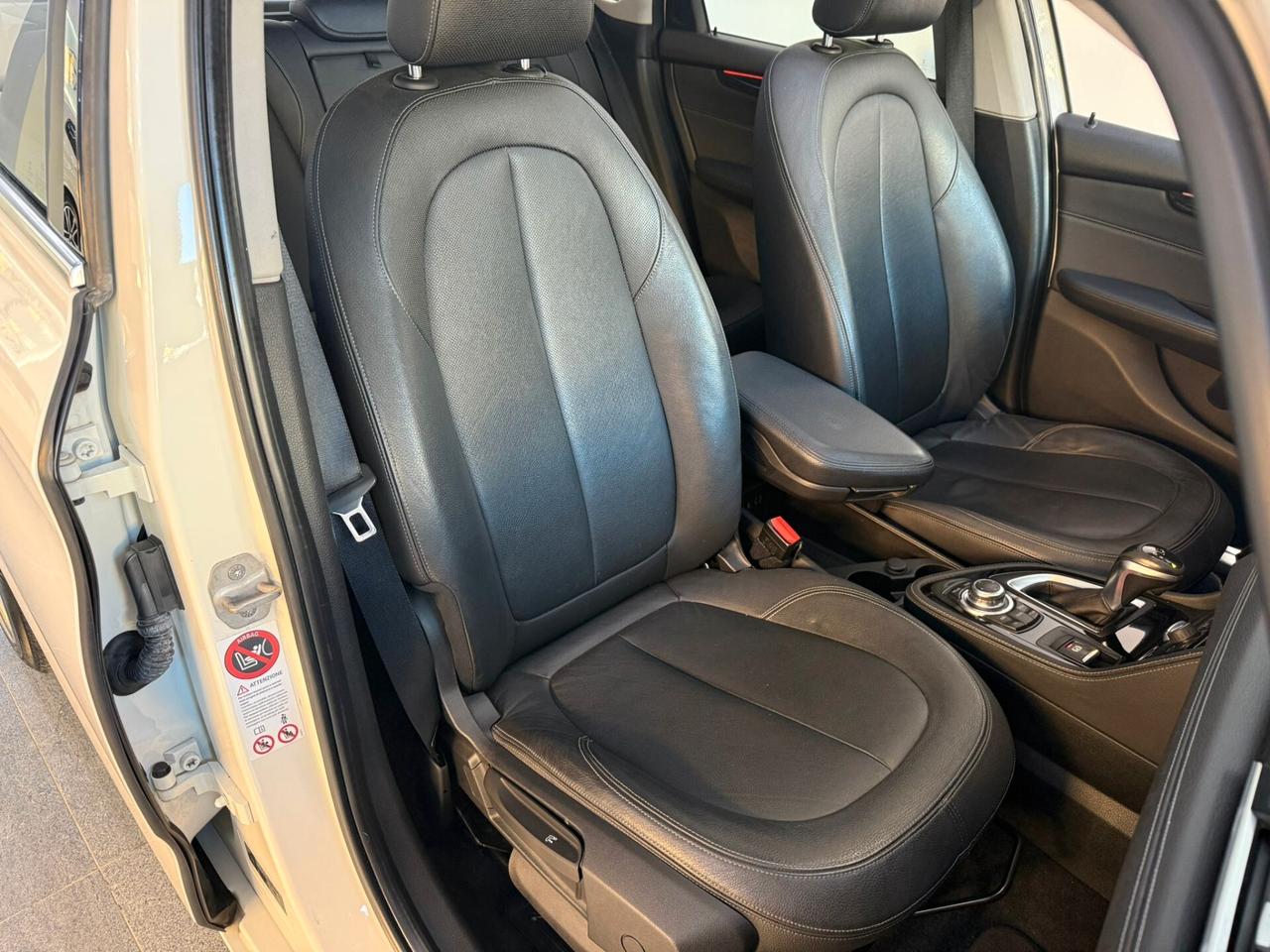 Bmw 2er Active Tourer 218d Luxury
