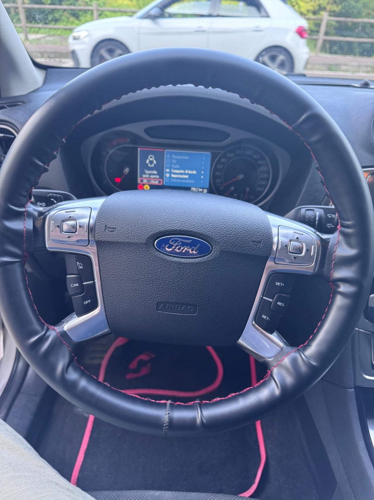 Ford Mondeo 2000 TDCi 140 CV Ghia DPF con cambio automatico 6Tronic