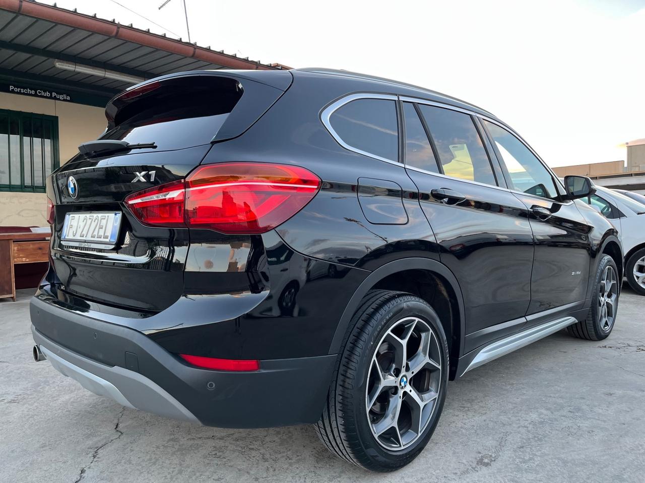 Bmw X1 sDrive18d xLine