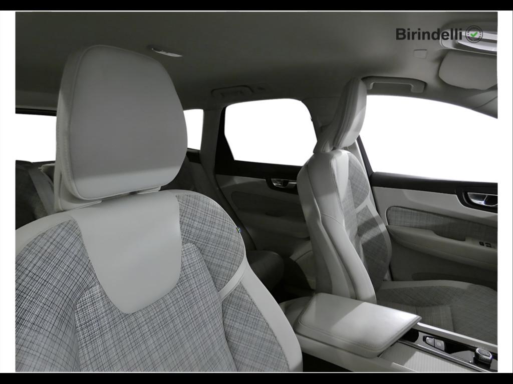 VOLVO XC60 (2017-->) - XC60 B4 (d) automatico Plus Bright
