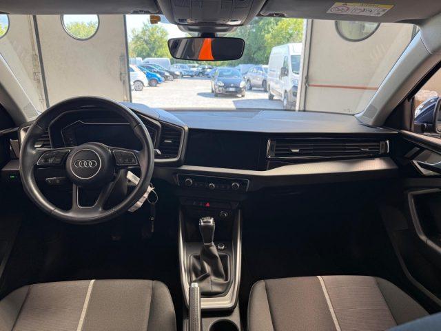 AUDI A1 citycarver 30 TFSI Identity Contrast