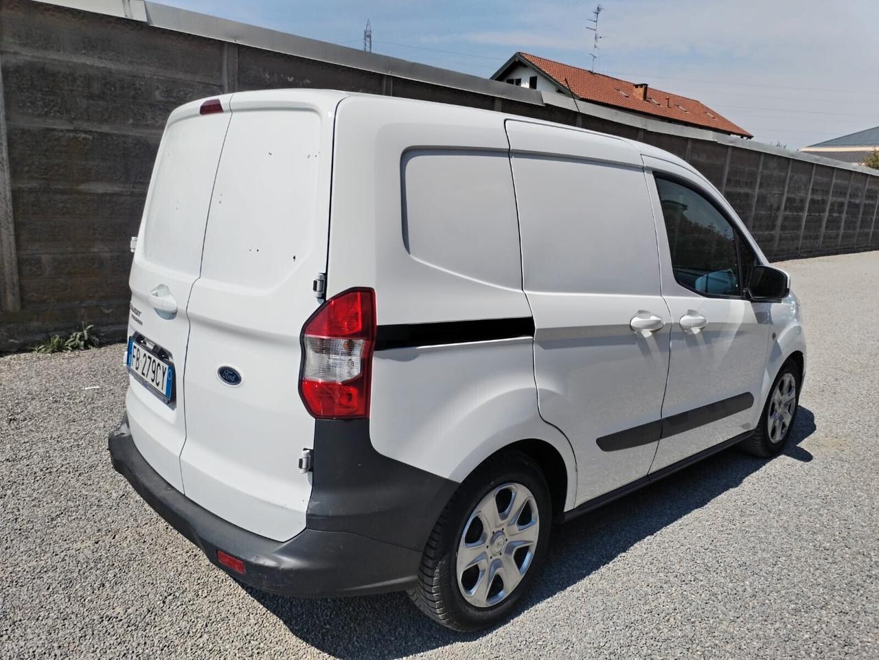 Ford Courier 1.5 TDCi 75CV Van Trend