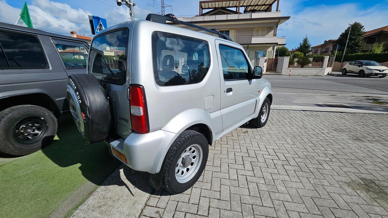 Suzuki Jimny 1.5 DDiS cat 4WD