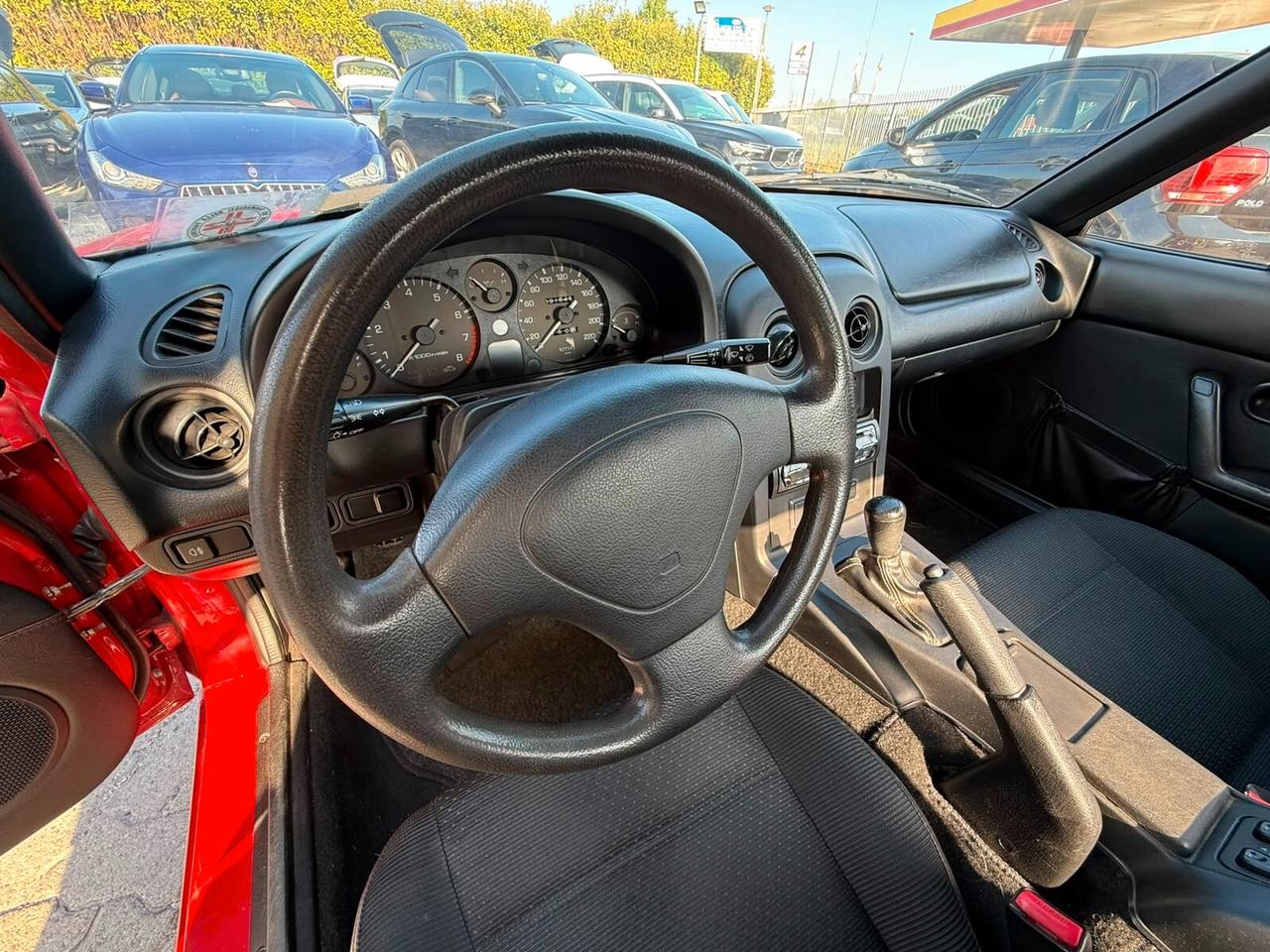 Mazda MX-5 1.6i 16V cat 1 SERIE