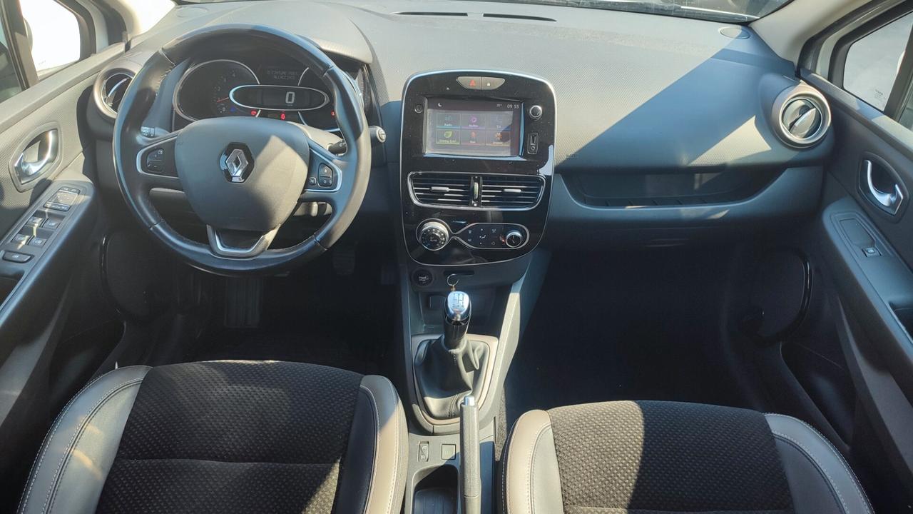 Renault Clio dCi 90CV -FULL OPTIONAL-