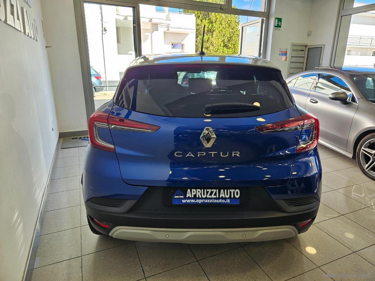 RENAULT Captur TCe 140 CV Intens