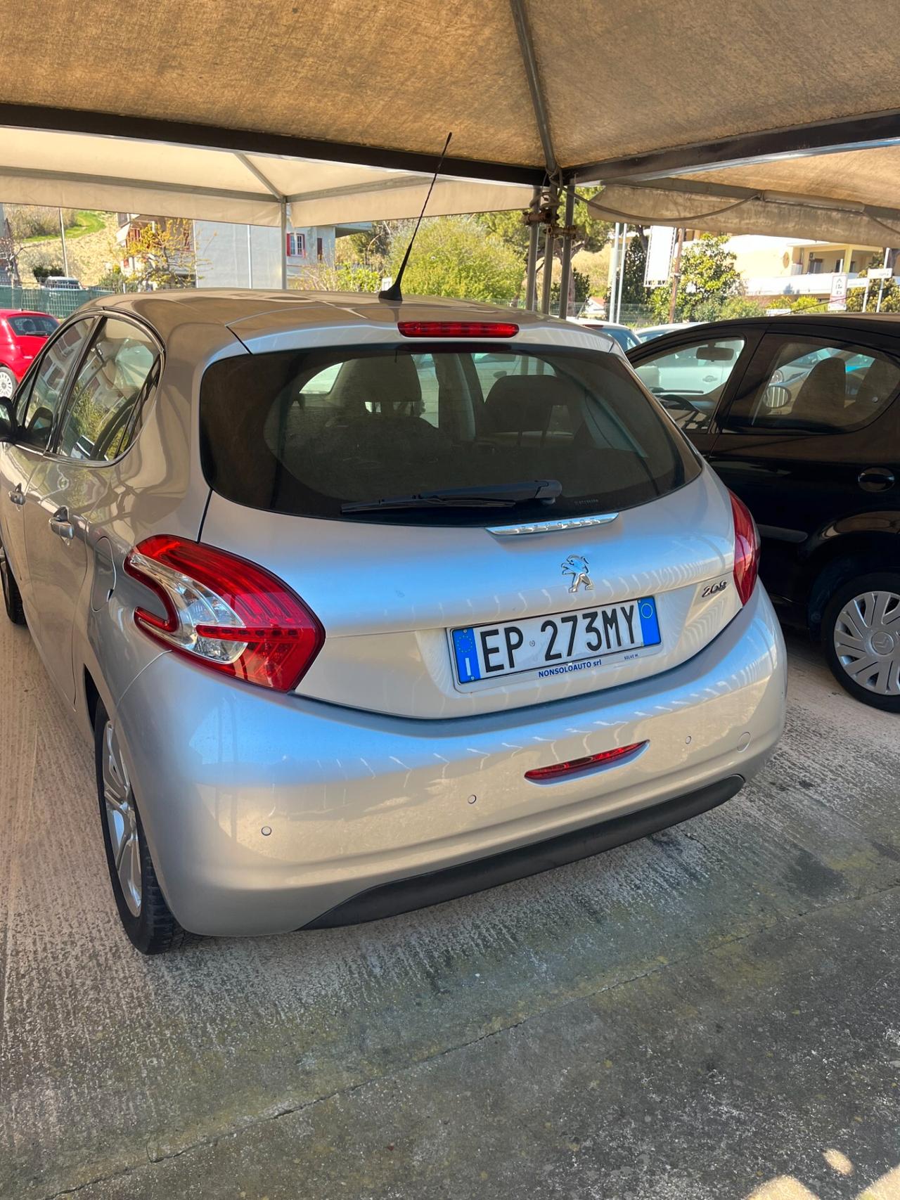 Peugeot 208 1.2 VTi 82 CV 5 porte Access