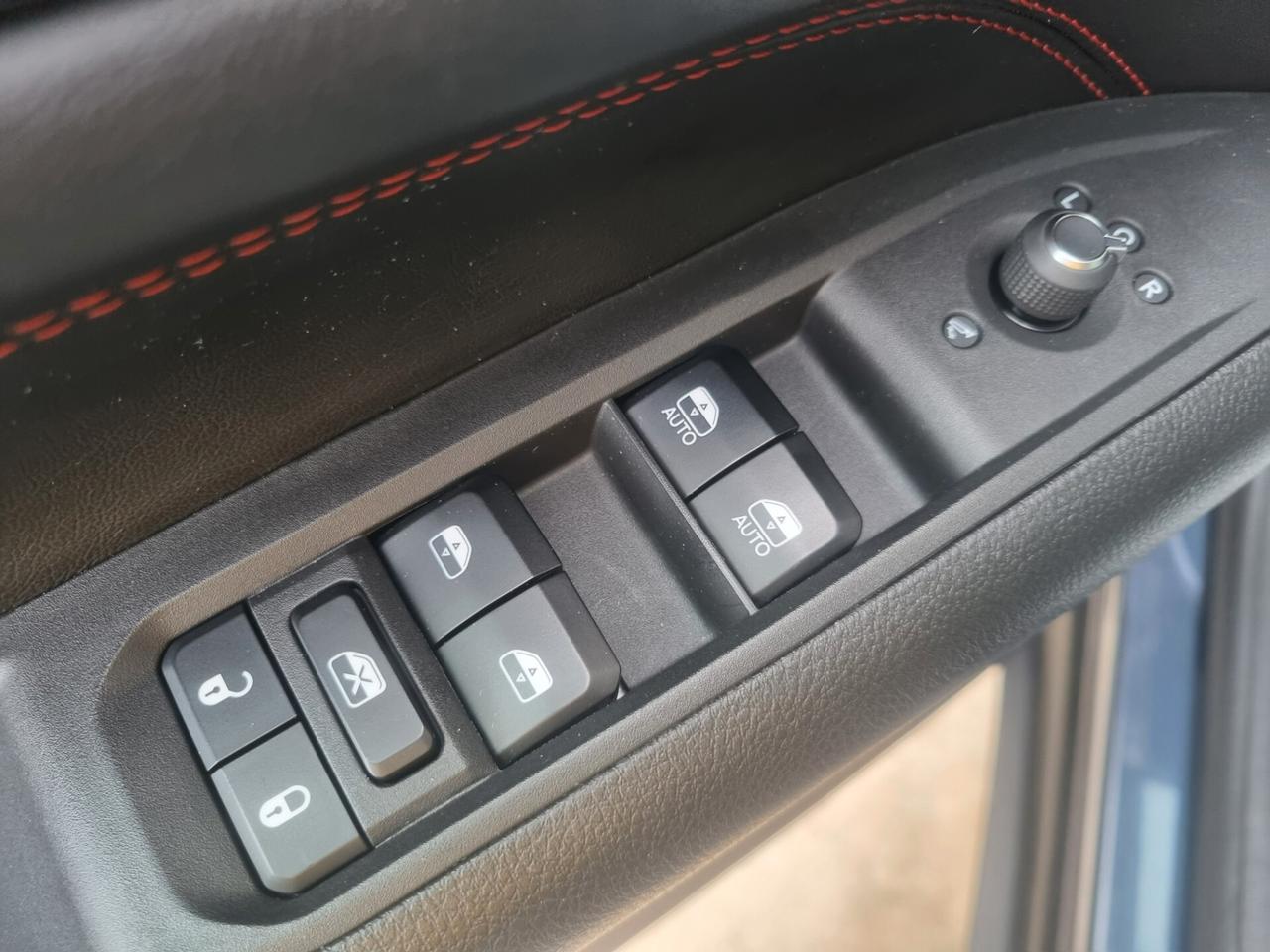 Jeep Compass 1.3 Turbo T4 190CV PHEV AT6 4xe Trailhawk