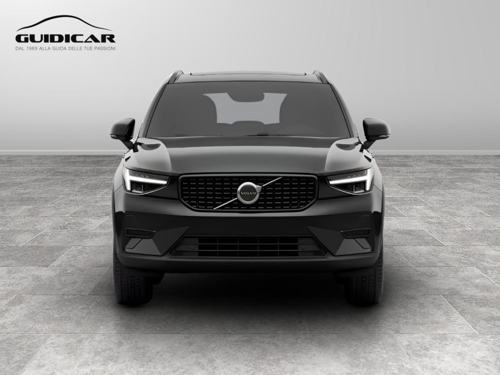 VOLVO XC40 ULTIMATE DARK B3 AUT