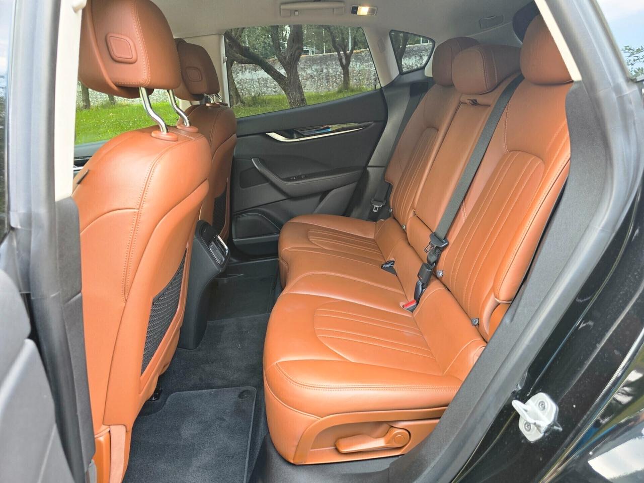 Maserati Levante V6 AWD 350 CV BENZINA - 2021