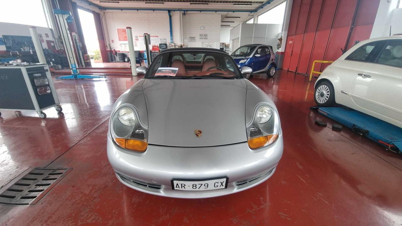 Porsche Boxster 2.5i 24V cat