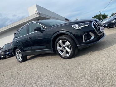 Audi Q3 35 TDI S tronic Business Advanced 150cv