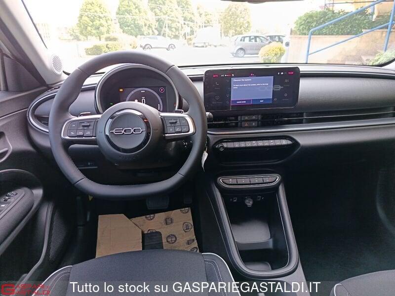 FIAT 600 Hybrid 100 CV DCT MHEV