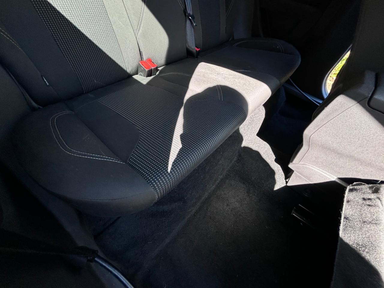 Ford Fiesta 1.0 EcoBoost 100CV 3 porte Black & White Edition