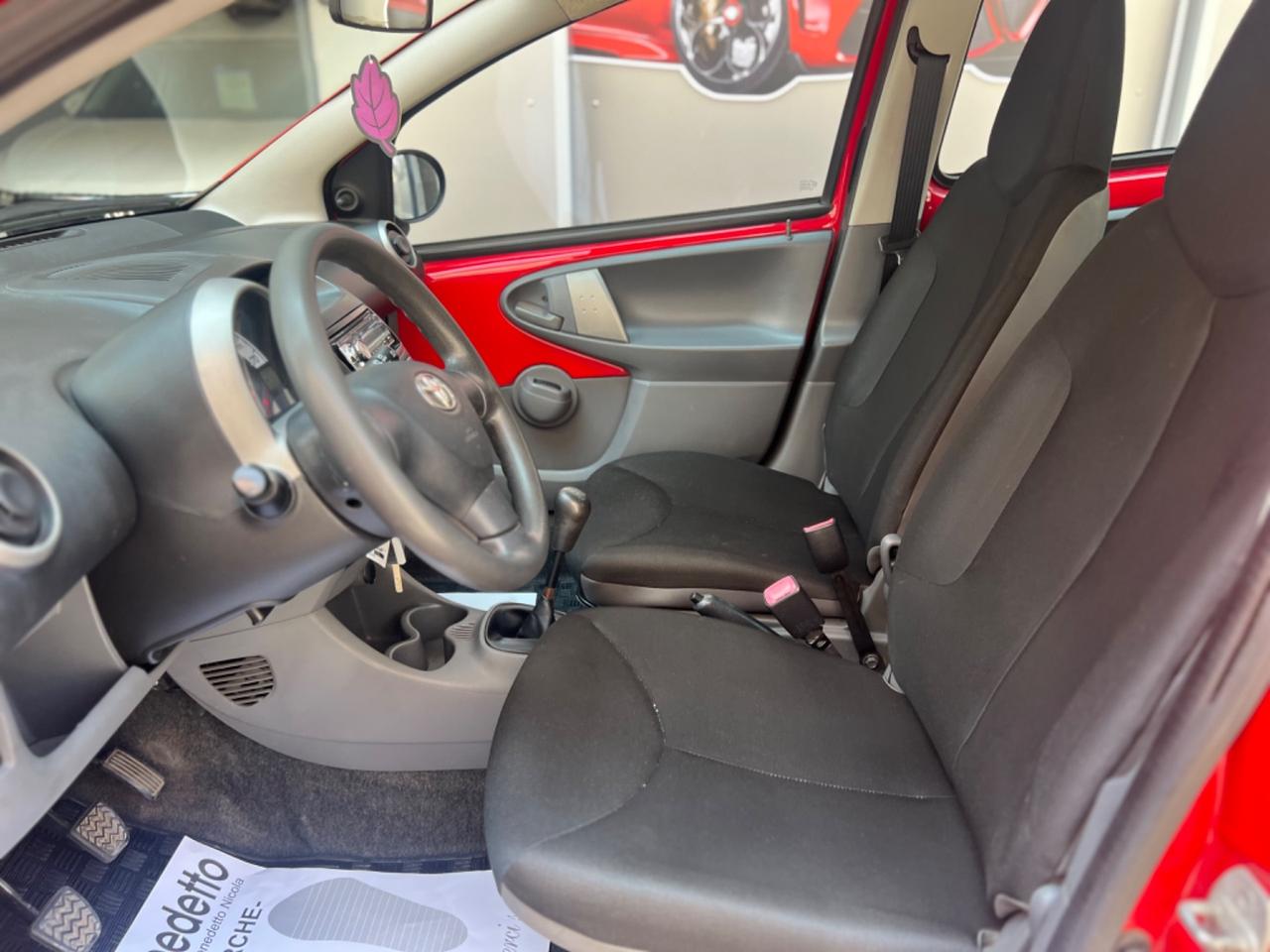 Toyota Aygo 1.0 12V VVT-i Sol 2008