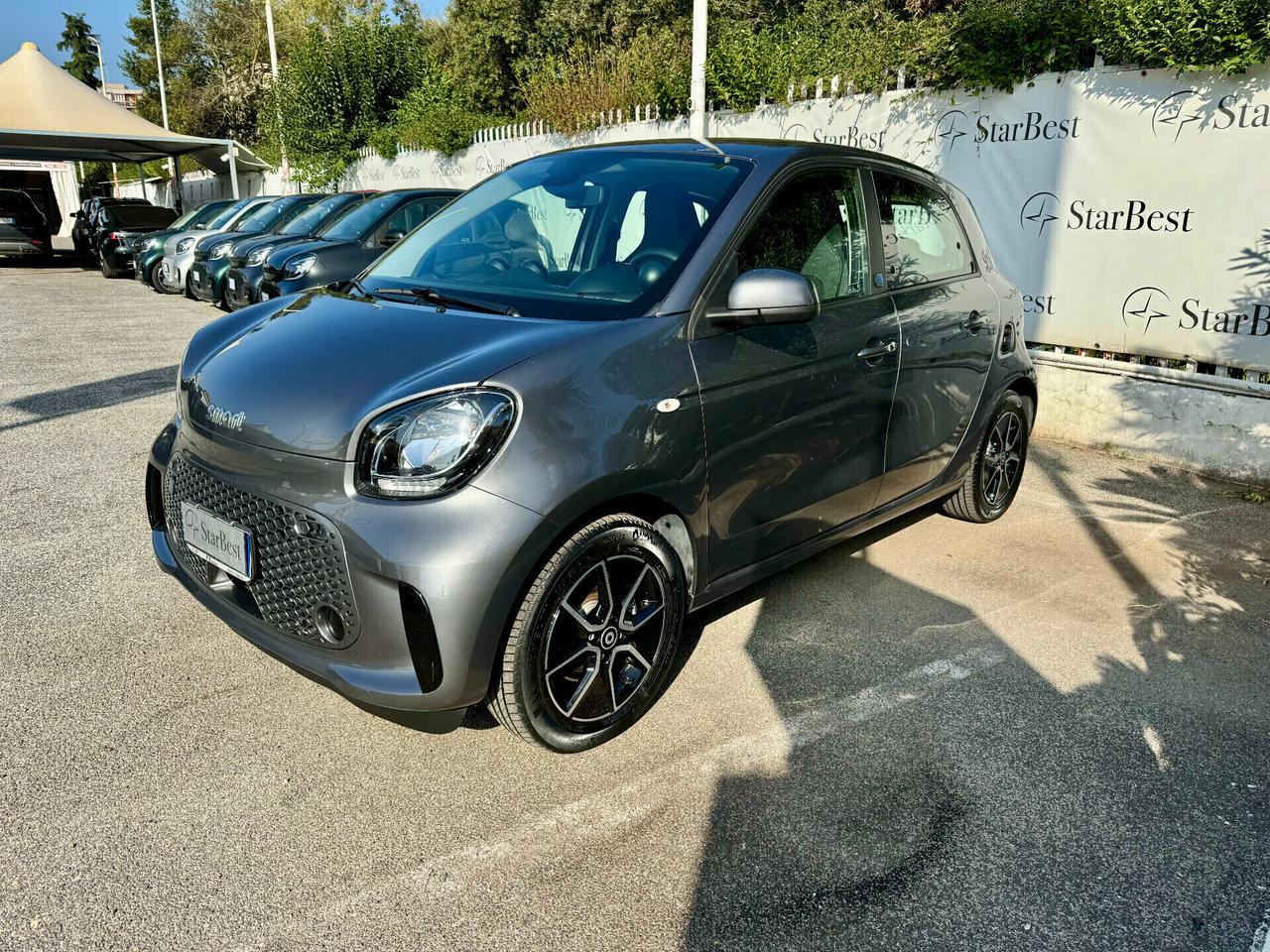 Smart ForFour EQ Passion*GREY METALLIC*CAR PLAY*PDC*BRACCIOLO*22KW