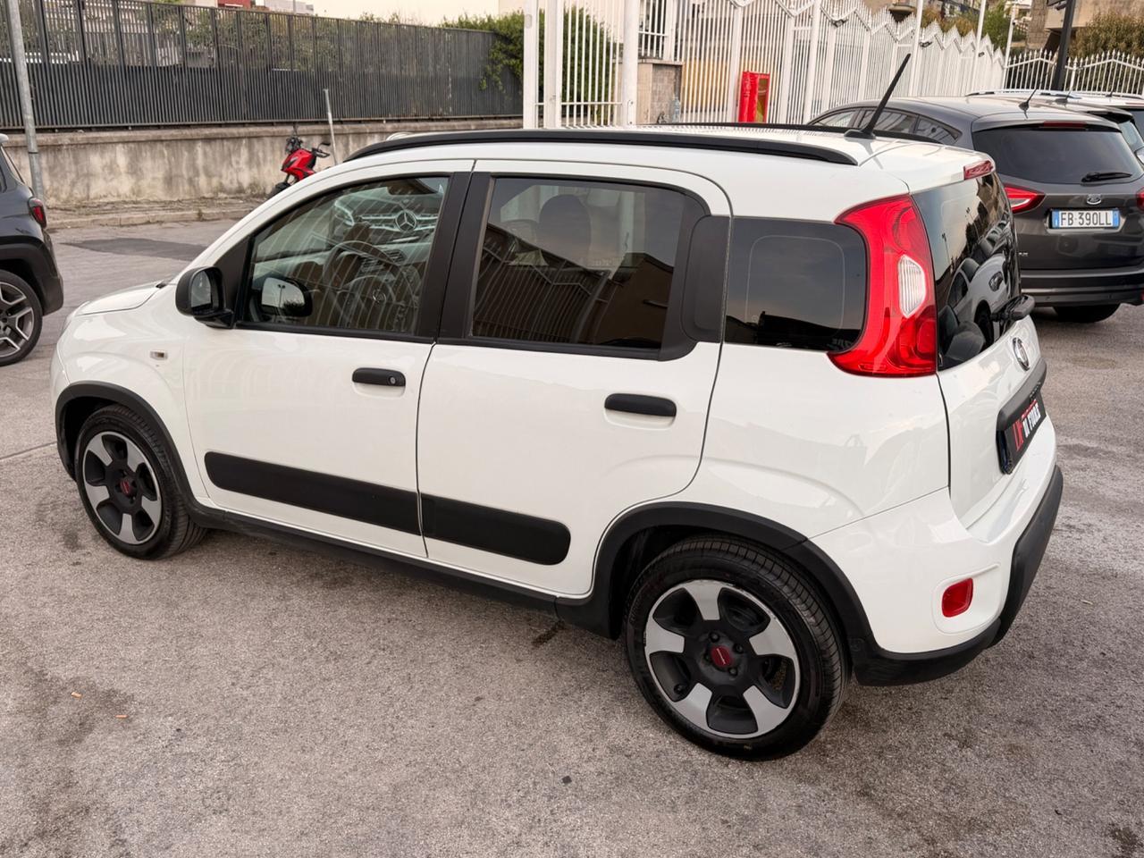 Fiat Panda 1.2 GPL DI SERIE City Cross