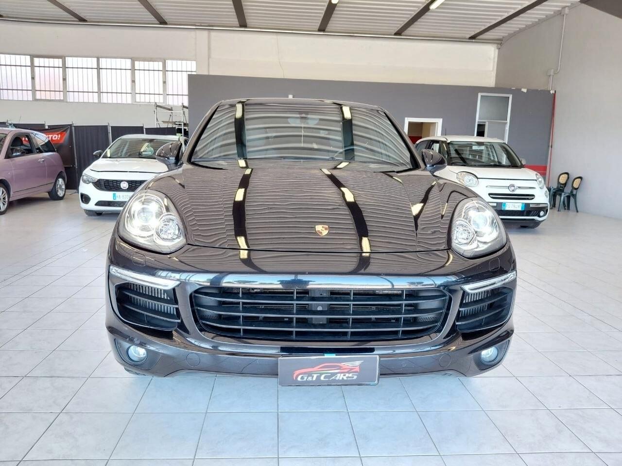 Porsche Cayenne 3.0 Diesel KM 157.000