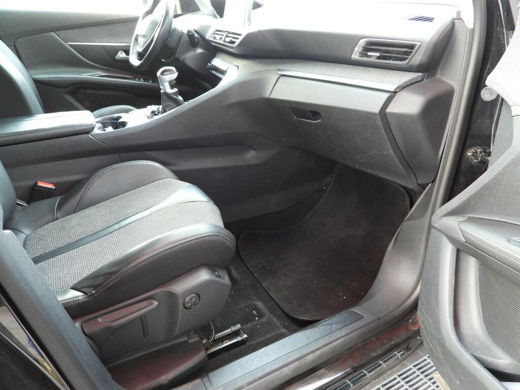Peugeot 3008 1.6 BlueHDi Allure