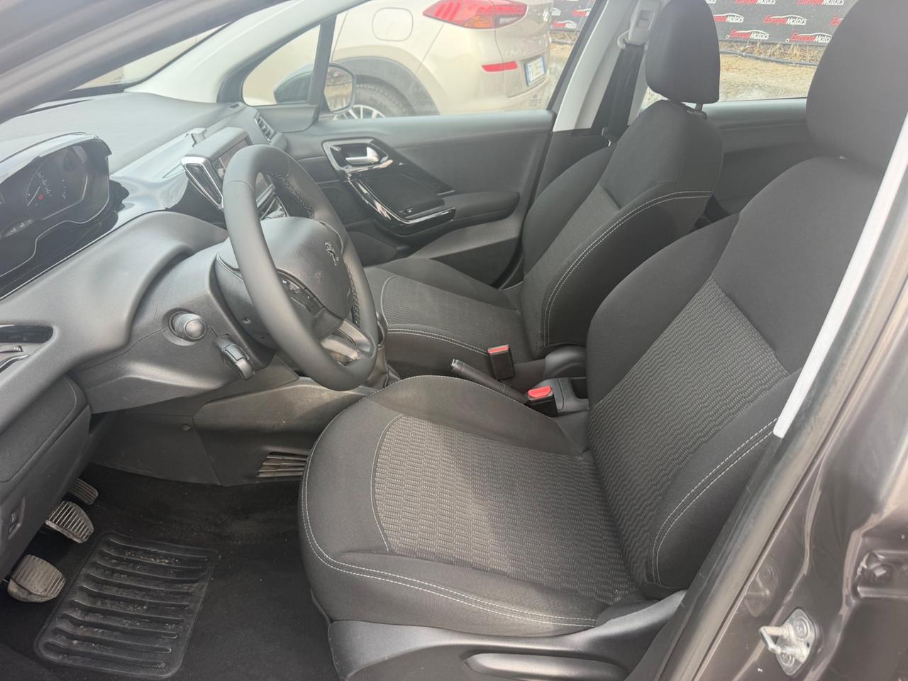 Peugeot 208 BlueHDi 75 5 porte Allure