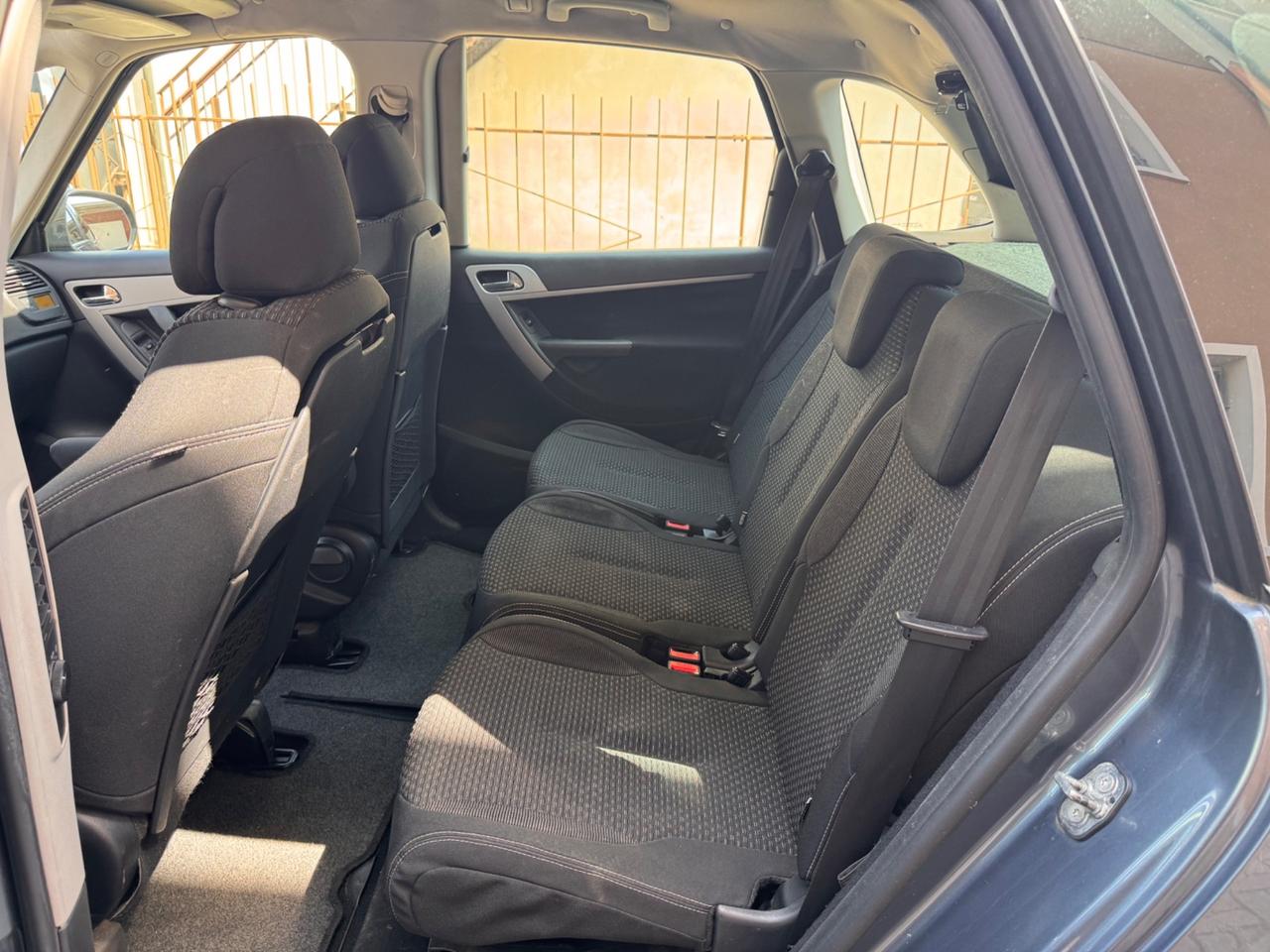 Citroen C4 Picasso 1.8 Benzina - GPL Ok Neopatentati