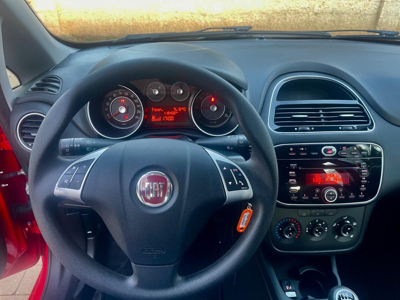 FIAT PUNTO NEW 1.4 METANO NEOPATENTATI NUOVAA