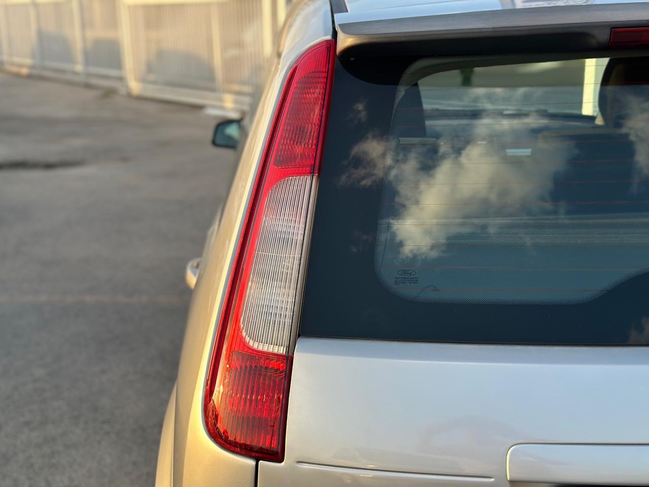 Ford C-Max 2.0 TDCi (136CV) DIESEL GHIA