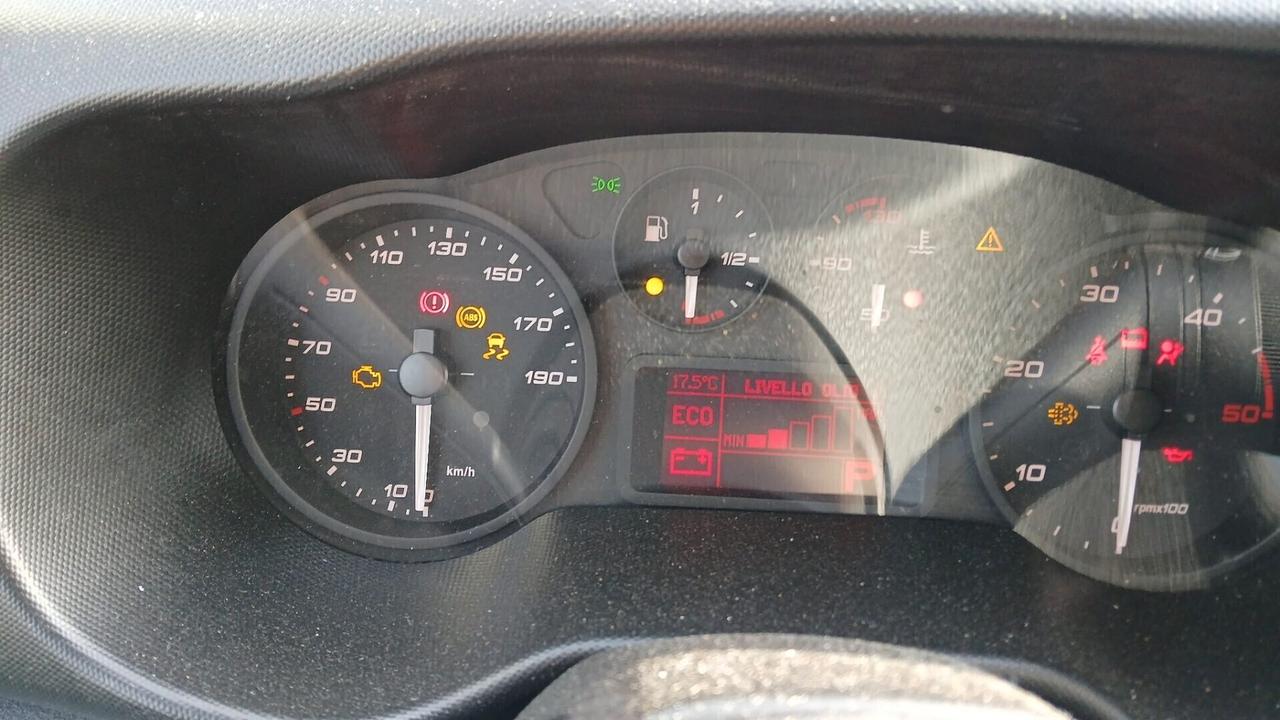 Iveco Dayli 2.3 MJT HI MATIC SILURO