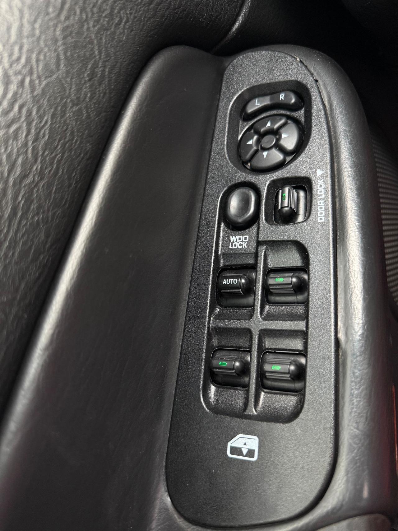 Dodge RAM 1500 4x4 4.7 MAGNUM AUTOCARRO