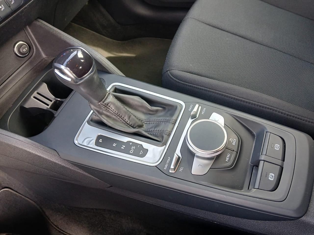 Audi Q2 30 TDI S tronic Business