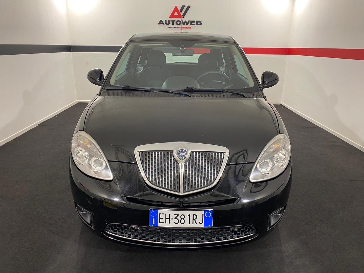Lancia Ypsilon 1.2 69 CV A*NEOPATENTATI*
