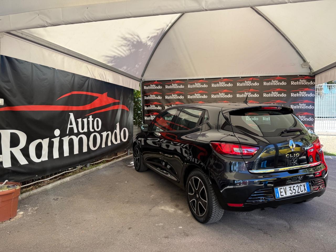 Renault Clio 1.2 75CV 5 porte