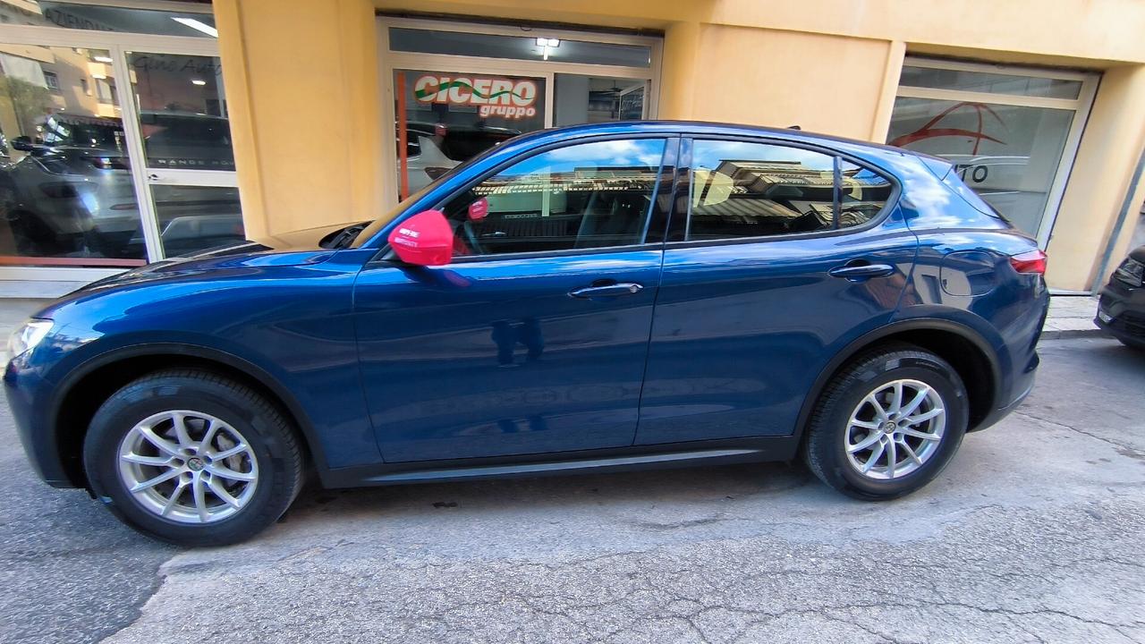 Alfa Romeo Stelvio 2.2 Turbodiesel 180 CV AT8 Q4 Business