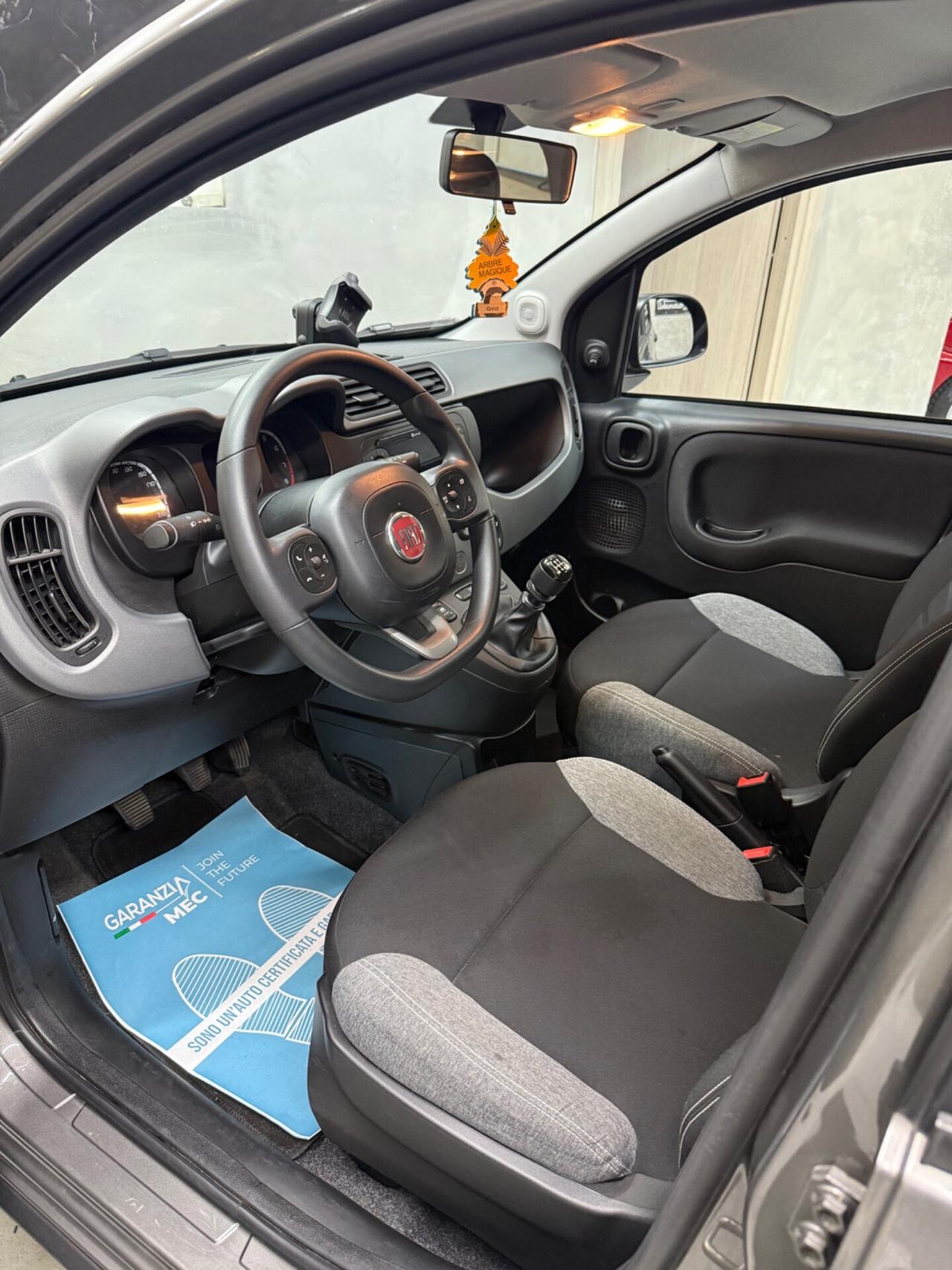 Fiat Panda Hybrid 30.000 km