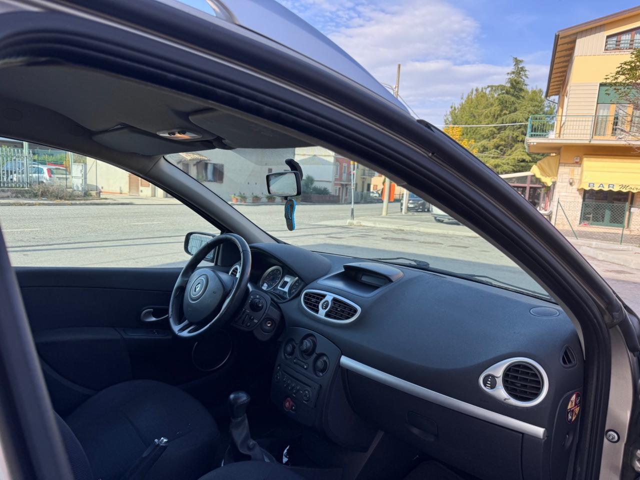 Renault Clio 1.2 16V SporTour Confort