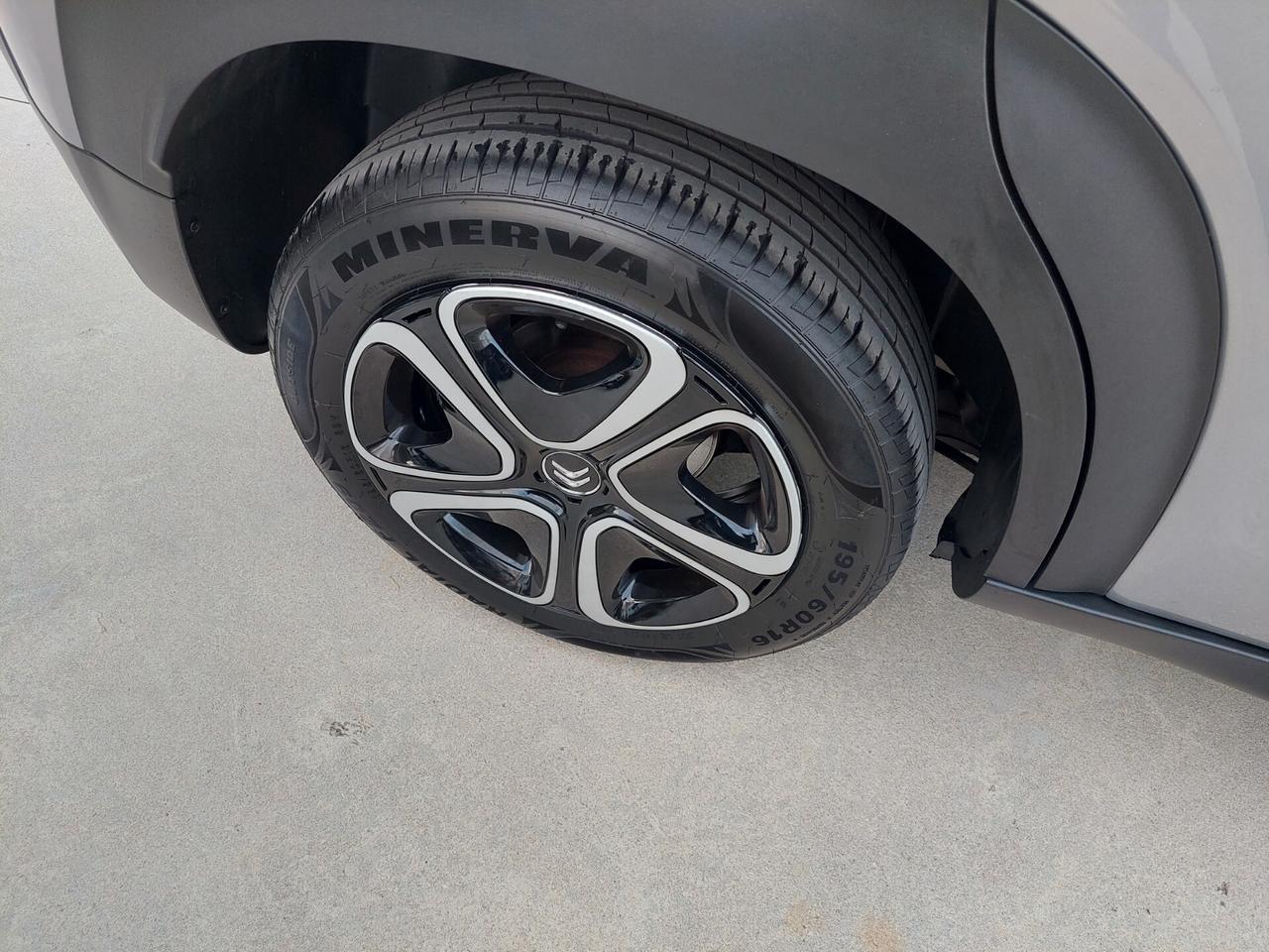 Citroen C3 Aircross BlueHDi 120 S&S EAT6 Shine Pack