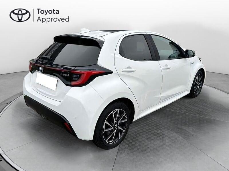 Toyota Yaris 1.5 hybrid Lounge