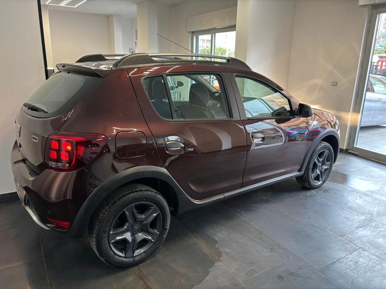 Dacia Sandero Stepway 0.9 TCe 12V TurboGPL 90CV Start&Stop Brave special